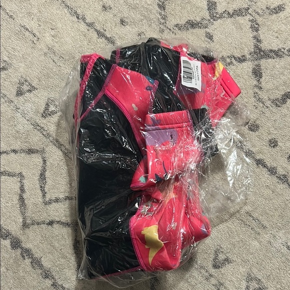 Kids Swim Wetsuit - Black and Pink NWOT - Picture 6 of 6